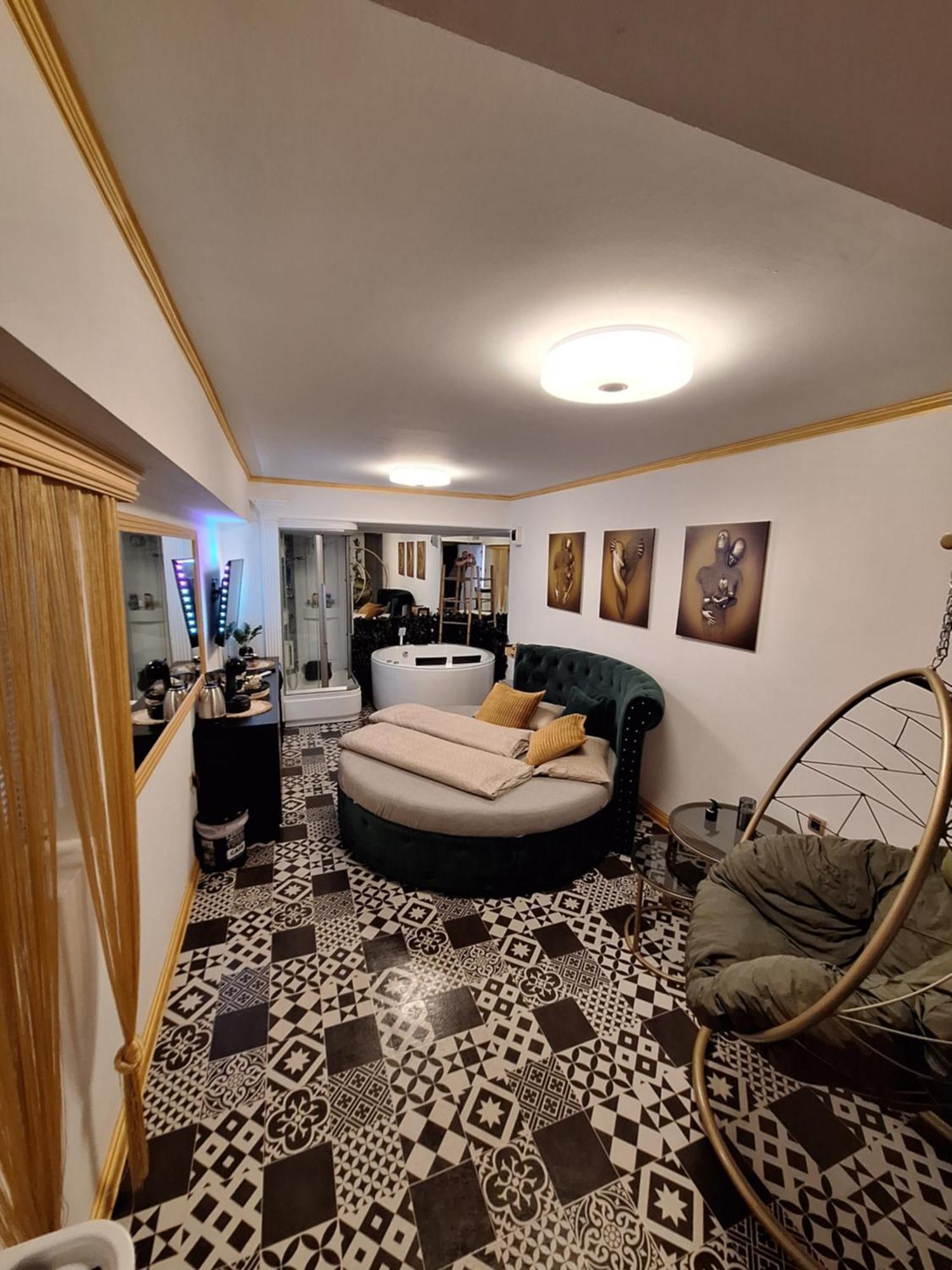 Guest House Villa Lord Novi Sad Rum bild