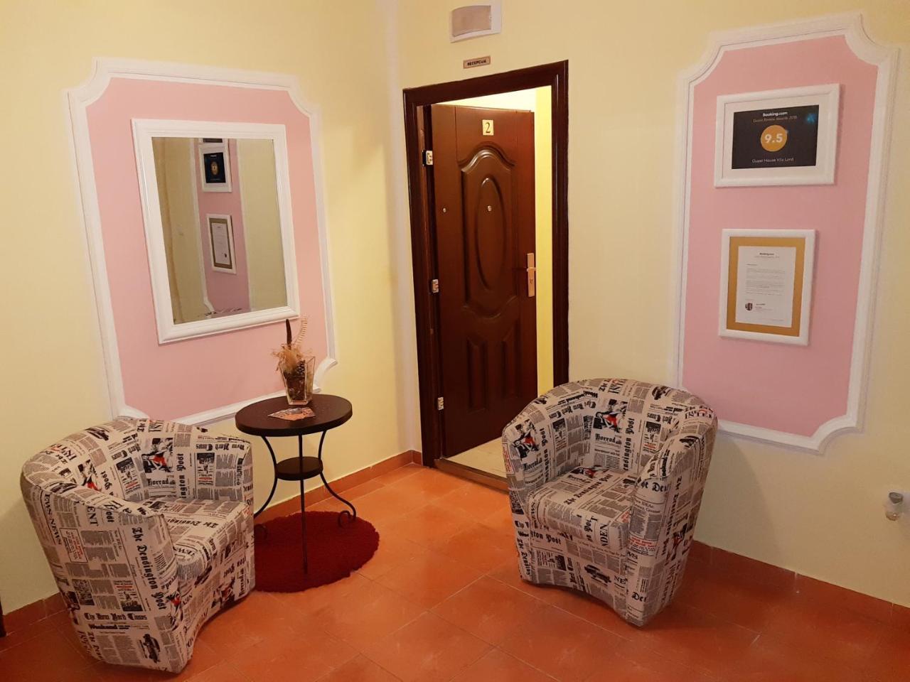 Guest House Villa Lord Novi Sad Exteriör bild
